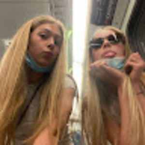 Meet your Posher, Lily